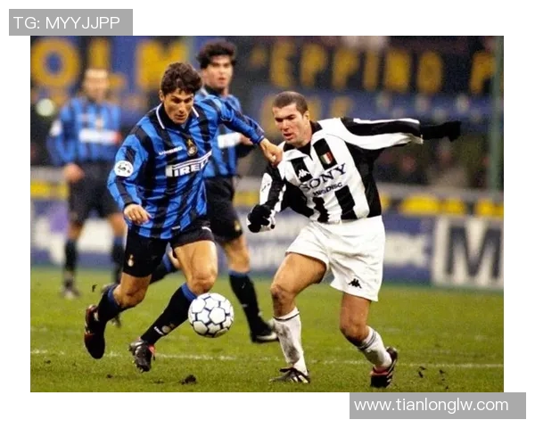 全球足球俱乐部第一球星的巅峰表现与影响力解析