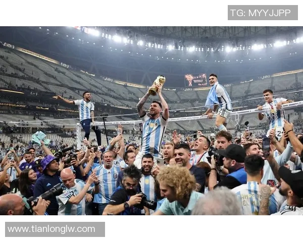 以梅西为核心带领阿根廷队重回巅峰征战世界杯的传奇之路 以梅西为核心带领阿根廷队重回巅峰征战世界杯的传奇之路